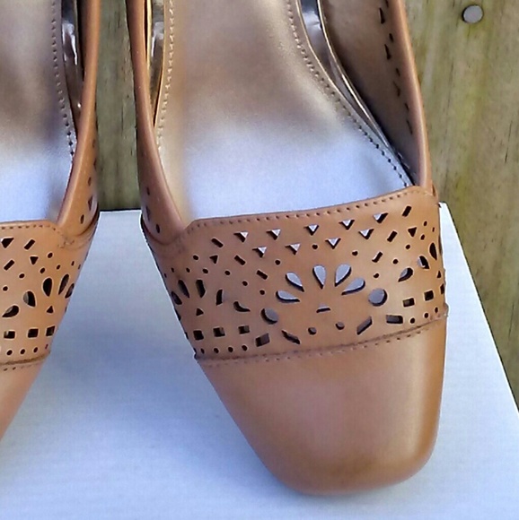 Joan & David Shoes - Joan & David shoes career heels size 7